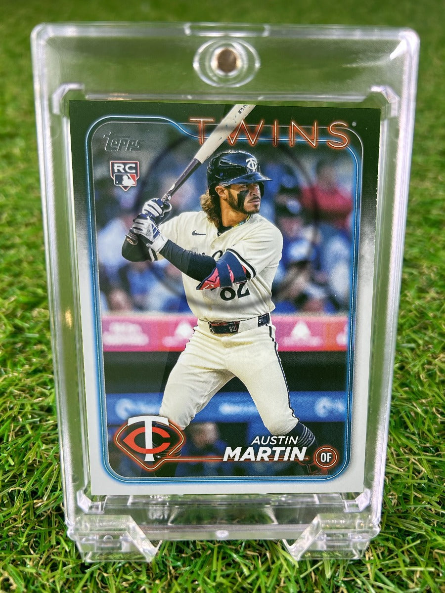 AUSTIN MARTIN 2024 Topps Update Series