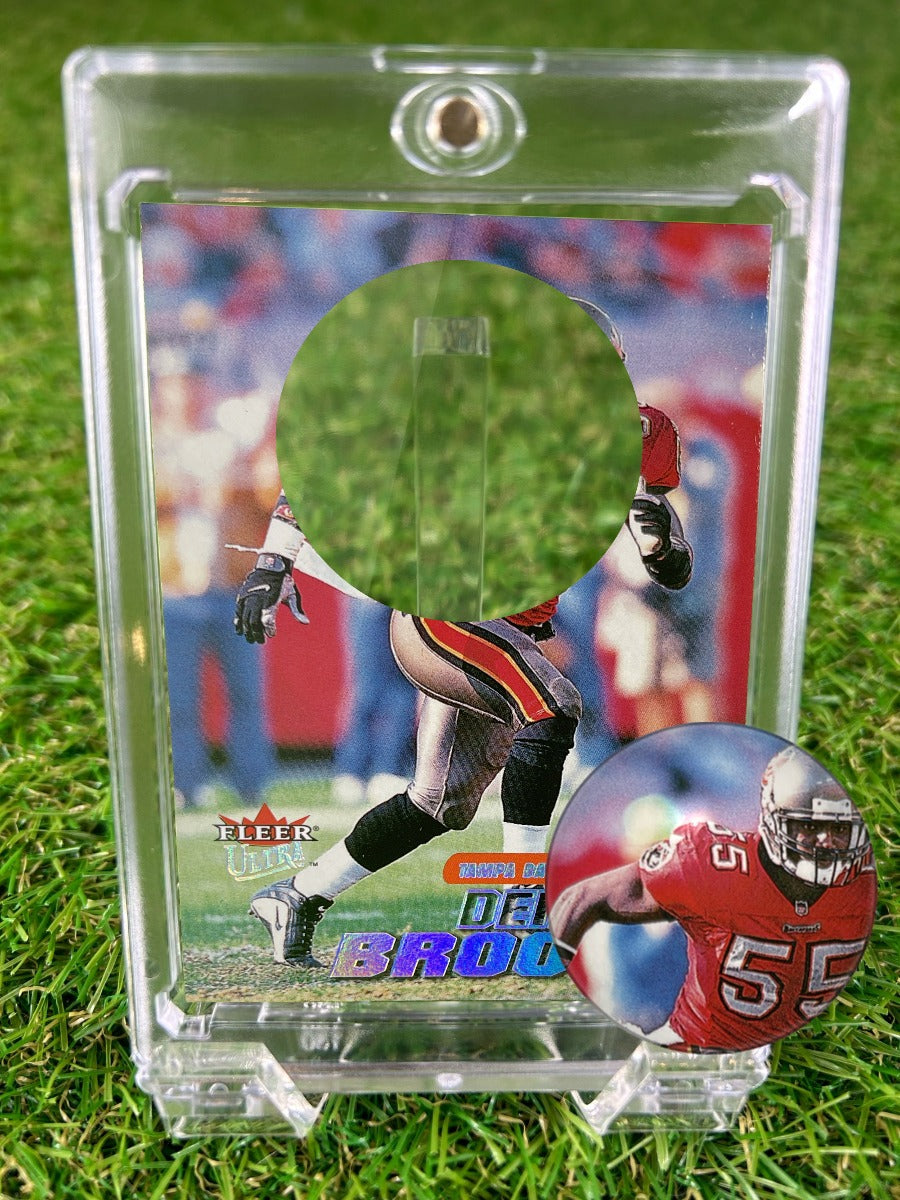 DERRICK BROOKS 2001 Fleer Ultra