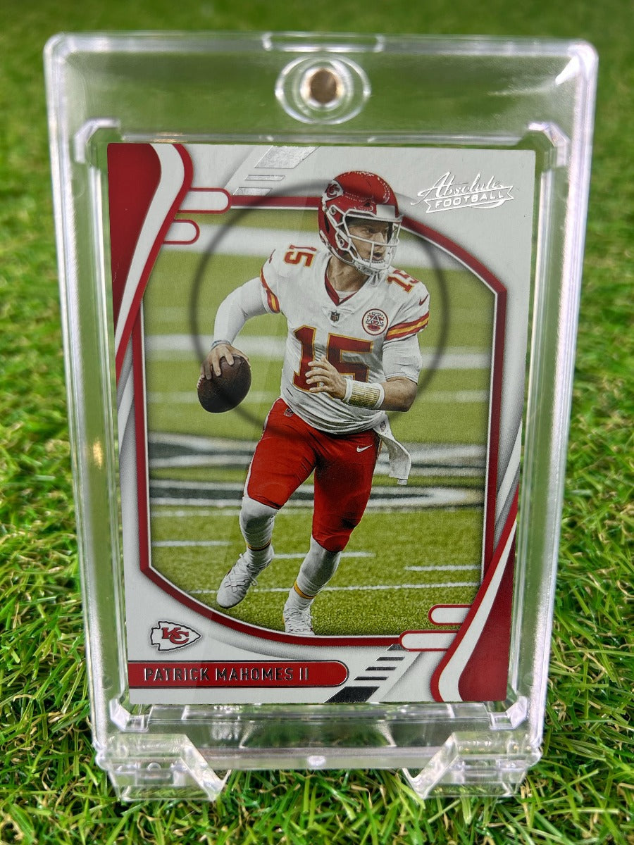 PATRICK MAHOMES II 2021 Absolute Football