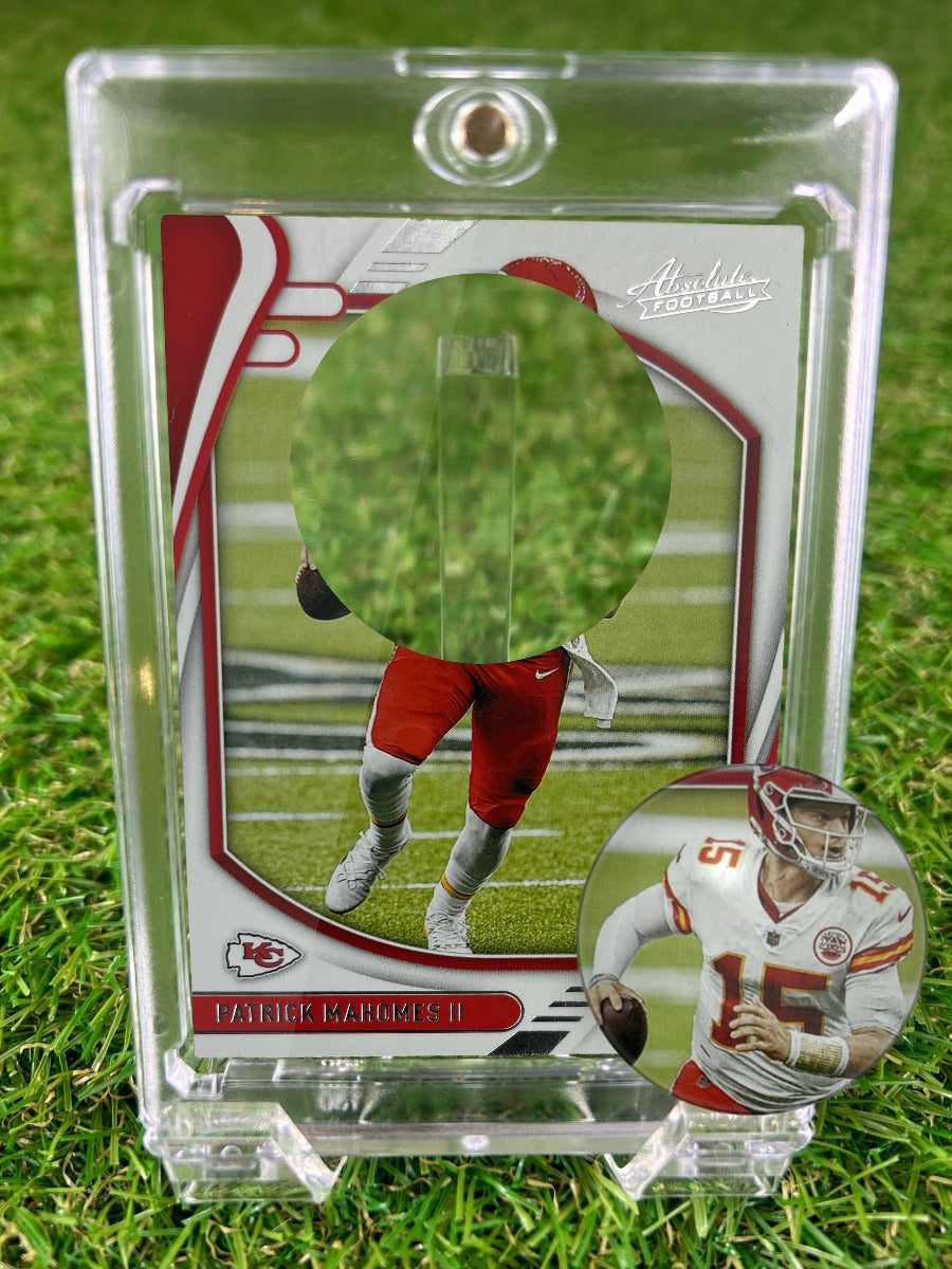 PATRICK MAHOMES II 2021 Absolute Football