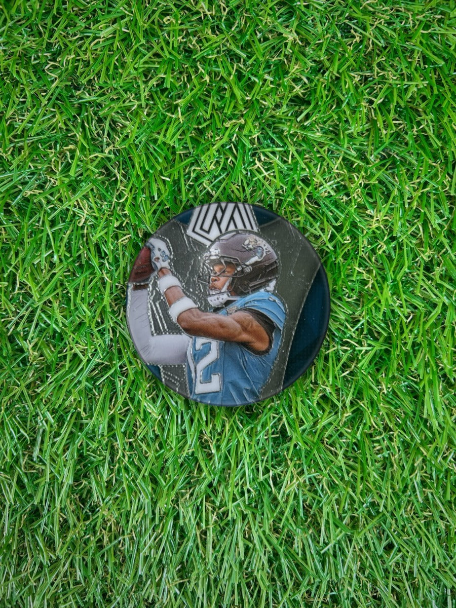 TRAVIS HUNTER 2025 Panini Mosaic Elevate